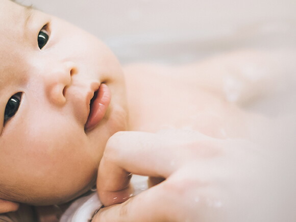 Λίστα για την ώρα του μπάνιου: Πώς να κάνετε μπάνιο ένα νεογέννητο