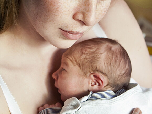 Τα συναισθήματα μιας νέας μαμάς και πώς να τα αντιμετωπίσετε