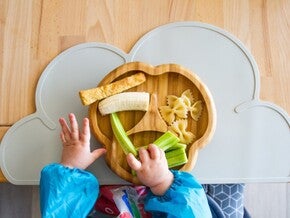 Baby-Led Weaning (BLW):
