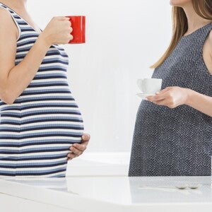 Είσαι έγκυος; Δεν υπάρχει λόγος να μην απολαμβάνεις τον καφέ! Είσαι έγκυος; Δεν υπάρχει λόγος να μην απολαμβάνεις τον καφέ!