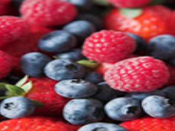 Κραμπλ με δημητριακά Fitness με κόκκινα φρούτα και κομπόστα φρούτων
